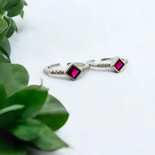 Silver Adjustable Toe Ring with Maroon Diamond