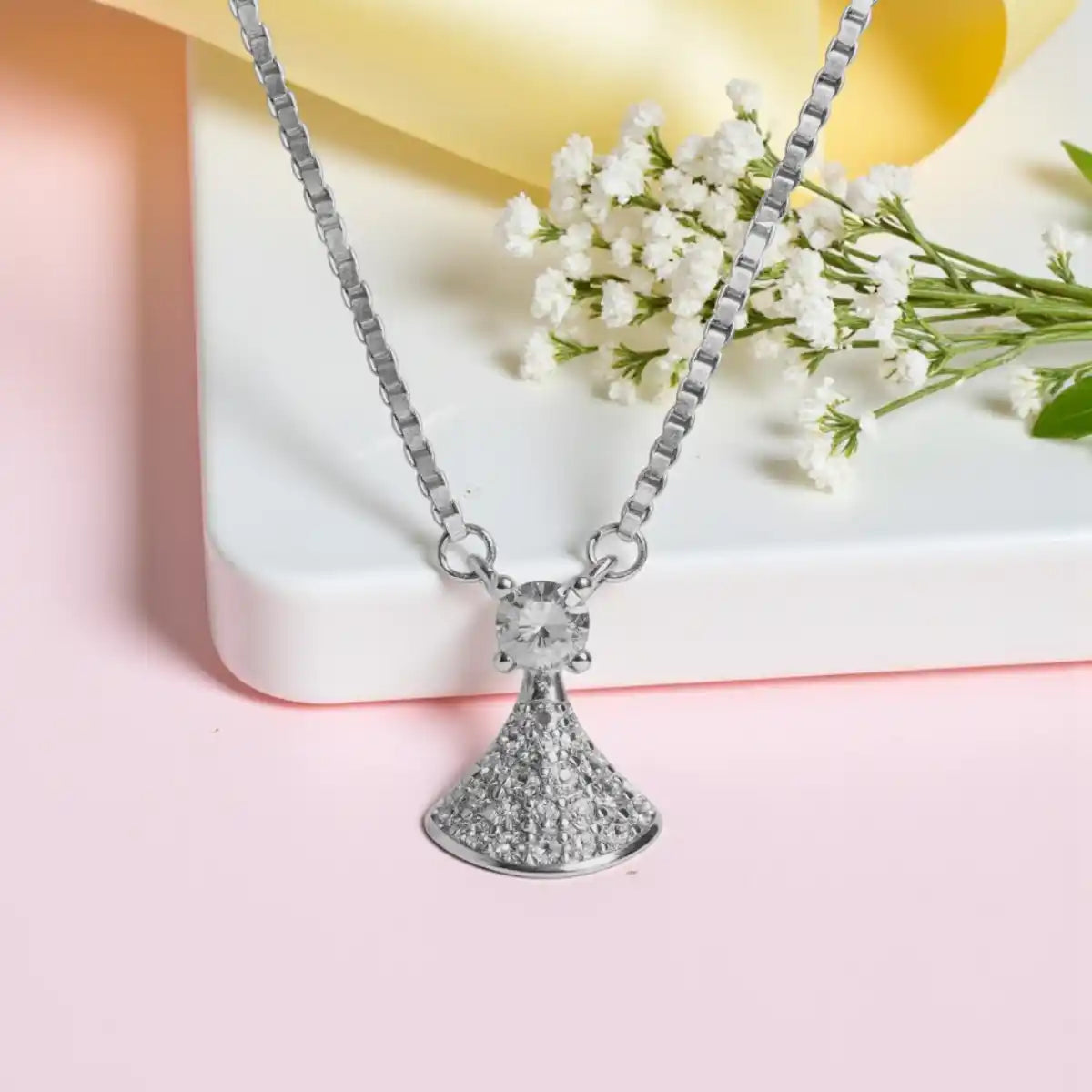 Elegant Adjustable Silver Necklace for Women