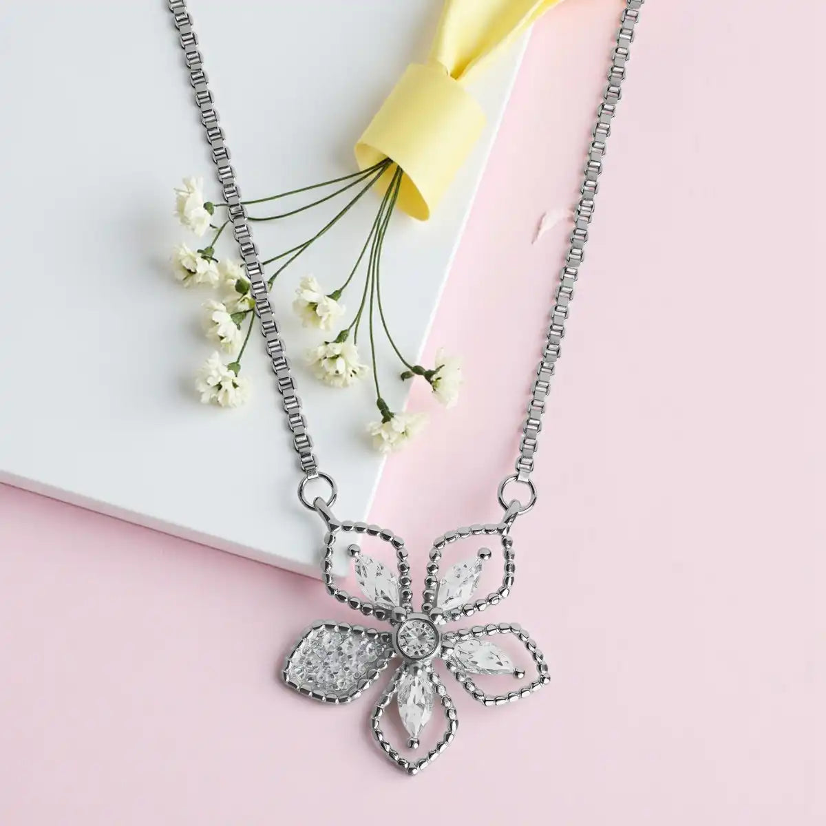 Adjustable Silver Flower Necklace for Women