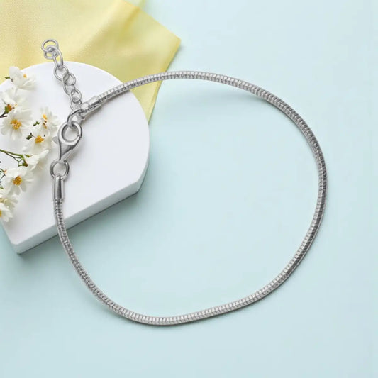 Unisex Minimalist Silver Adjustable Bracelet