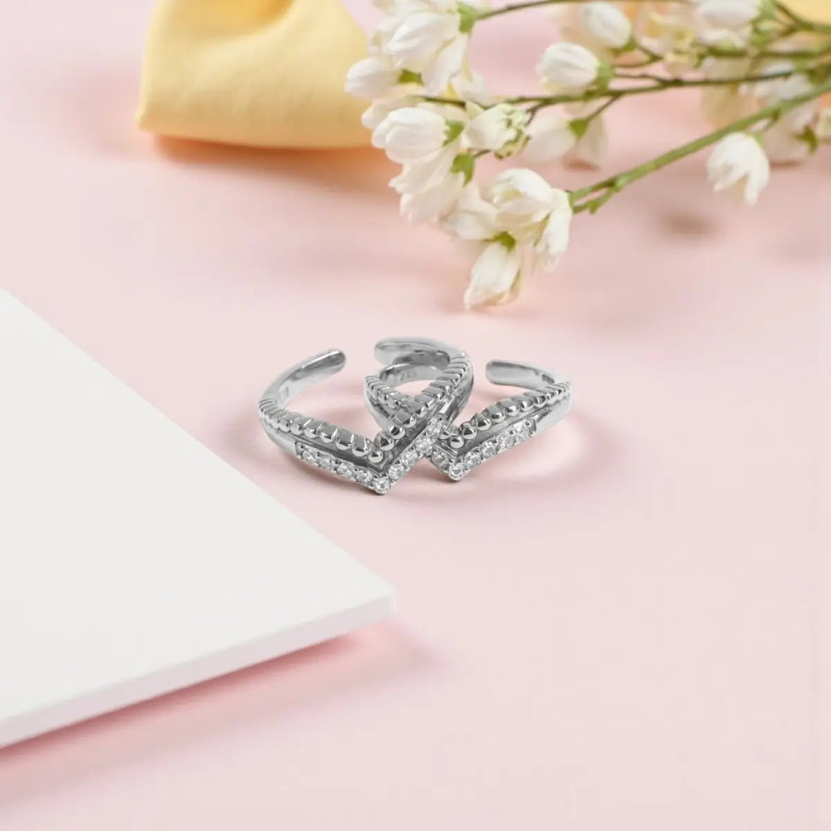 Silver Adjustable V-Shape Toe Ring