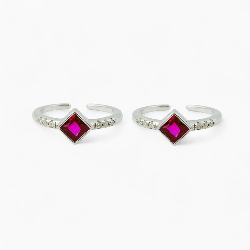 Silver Adjustable Toe Ring with Maroon Diamond