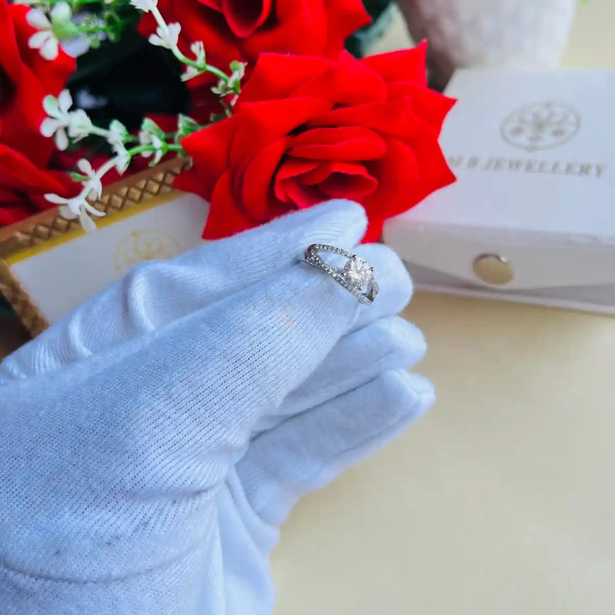 Solitaire Statement Silver Adjustable Ring