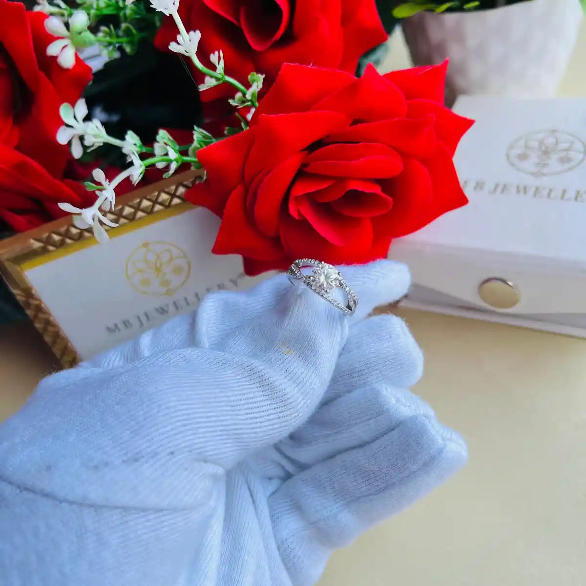 Solitaire Statement Silver Adjustable Ring