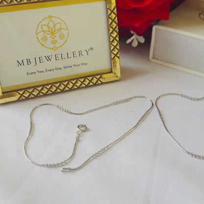Minimalist Silver Anklet with Ball Design for Women